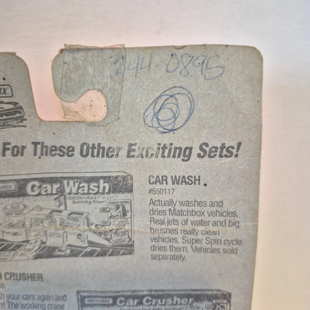 Matchbox #32 Corvette Blue 1994 T37 '62 Damage to Packaging